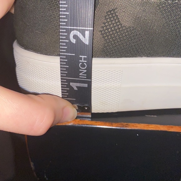 Steve Madden camo slip on sneakers - Picture 4 of 4